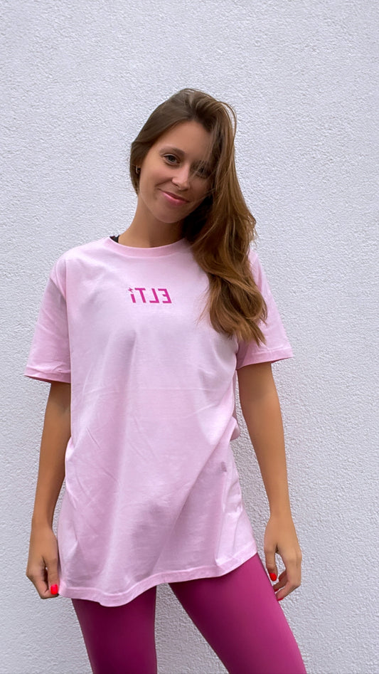 Basic soft pink t-shirt